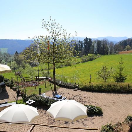 Landgasthof Farnsburg Ormalingen Luaran gambar